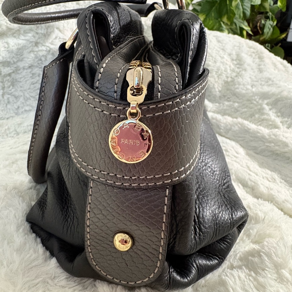 Balenciaga Black and Gray Shoulder Bag with COA - Picture 4 of 10